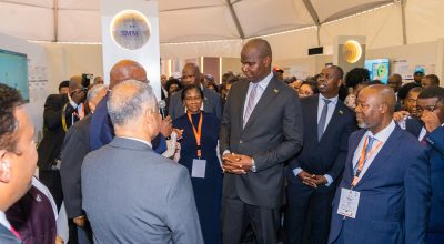 O Presidente da República, Daniel Chapo, visita pavilhão do SEE na 60ª Edição da FACIM 2025